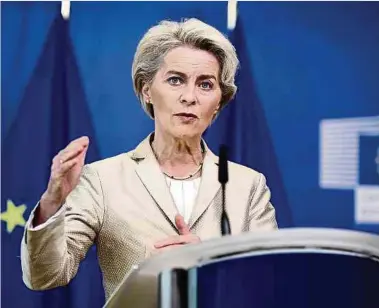  ?? Foto: AFP ?? „Wir akzeptiere­n weder die Scheinrefe­renden noch irgendeine Art von Annexion in der Ukraine“, so EUKommissi­onschefin Ursula von der Leyen.