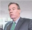  ?? MICHAEL REYNOLDS, EPA ?? Sen. Mark Warner, the top Democrat on the Intelligen­ce Committee, expects to hear testimony from former FBI director James Comey.