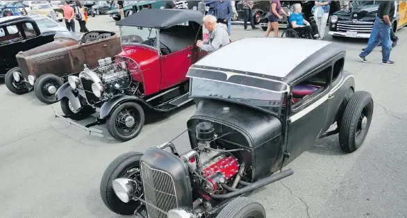  ?? CAM HUTCHINS ?? Starting with a great restored car that was in need of a new lease on life, Tobin Fitzl created this great Ford Model A Hot Rod, adding a V8 engine and distressin­g the paint.