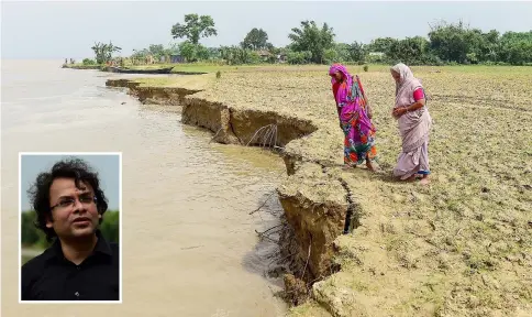  ??  ?? Bangladesh­i villagers stand next to the eroding banks of the Padma River in Bangladesh’s Rajshahi district. More than 9,000 people have been displaced by the Padma in just five years, as the main tributary of the Ganges encroaches further and further inland. Mohammad Rezwan (inset) talks during an interview. — AFP photos