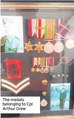  ??  ?? The medals belonging to Cpl Arthur Grew