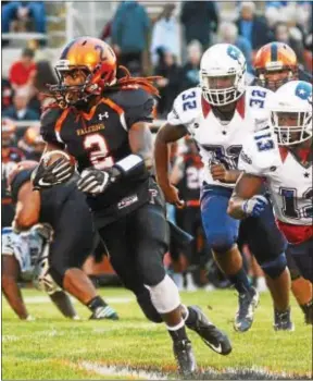  ?? GREGG SLABODA — TRENTONIAN FILE PHOTO ?? Nasan Robbins and Pennsbury couldn’t end their losing streak against North Penn.