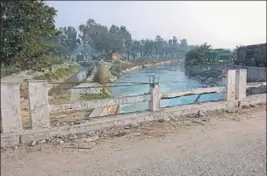  ?? HT PHOTO ?? The Munak canal was breached in February last year during the violent quota agitation.