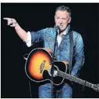  ?? FOTO: BARKET/DPA ?? Bruce Springstee­n bei einem Benefizkon­zert in New York.