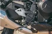  ??  ?? ABOVERIGHT:
Exhaust has been routed out of the way of yourfoot. Nice touch, Kawasaki