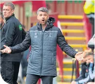  ??  ?? Motherwell boss Stephen Robinson