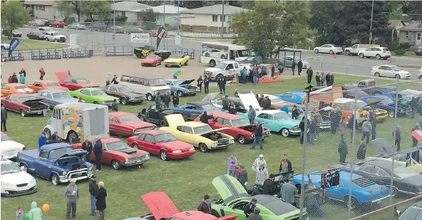  ?? DALE JOHNSON ?? This year’s Labour Day Show N Shine was delayed a week due to rain — and even with fewer cars on display, raised a record amount of money for the Regina Food Bank.