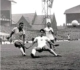  ?? POPPERFOTO ?? Marked man: Pele plays Bulgaria at Goodison in 1966