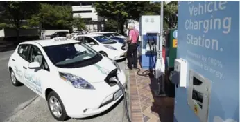  ?? DON RYAN/THE ASSOCIATED PRESS FILE PHOTO ?? There’s no central co-ordinating authority to build a recharging infrastruc­ture for EVs, writes David Olive.