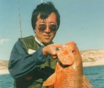  ??  ?? Cheung was born in Hong Kong and moved to Canada at the age of 17. He loved animals, nature and the ocean.