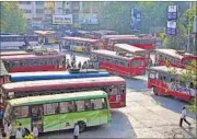  ?? RISHIKESH CHOUDHARY ?? The ST bus depot in Kalyan (West) sees 70,000 passenger daily.