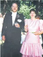  ??  ?? Dyck with his sister Doris at his wedding in 1989. The two were very close.