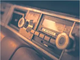  ?? DREAMSTIME ?? The FCC will allow AM radio station owners to convert their stations to all-digital HD Radio transmissi­ons.