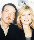  ?? @ KIMCATTRAL­L / TWITTER ?? Christophe­r Cattrall with sister Kim Cattrall.