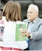  ?? ?? ▮ Votos de confianza para el 2 de junio recibe la candidata Sari Pérez en su camino rumbo a la Alcaldía de Frontera.