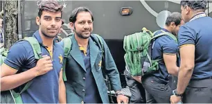  ?? Twitter picture Radio Pakistan ?? Pakistan captain Sarfraz Ahmed (second left) leads the team, which arrived in Dubai for the six-nation Asia Cup starting from Saturday here in the UAE. —