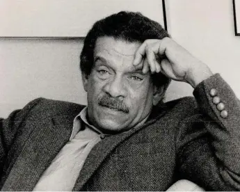  ?? DOUG GRIFFIN/TORONTO STAR FILE PHOTO ?? Poet Derek Walcott, photograph­ed by the Star in 1989. He died early Friday at his home in St. Lucia.