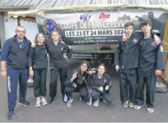  ?? ?? Florent Lefrançois et les jeunes licenciés du Cos Viet Vo Dao à la Coupe de France.