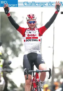  ??  ?? 1 Tres seguidas. Incontesta­ble victoria de Tim Wellens en su paraíso de Deià. El del Lotto-Soudal sentenció con su habilidad bajando.