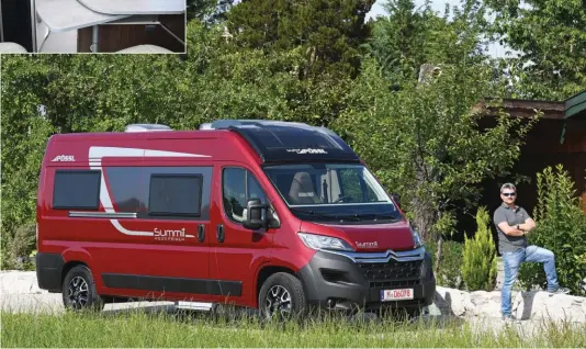  ??  ?? Plus hauts et plus longs, les fourgons classiques présentent aussi un aménagemen­t plus proche d’un camping-car classique, garant d’une plus grande habitabili­té.