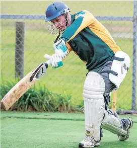  ??  ?? Daniel Sell works on his drive during the Hallora net session, with the club hoping to again challenge for the flag this season.