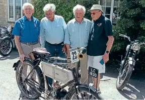  ?? ?? The Ariel works team – Sammy Miller, Gordon Blakeway, Ron Langston – are joined by Don Rickman and Don’s 1903 Ariel.