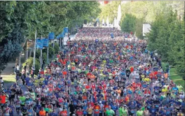  ??  ?? MASIVA. La pasada edición de la EDP Rock’n’Roll Madrid Marathon & 1/2 fue un éxito.