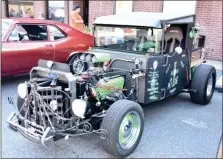  ?? JESI YOST — MEDIANEWS GROUP ?? A Ford Rat Rod.