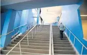  ?? CARLINE JEAN/STAFF PHOTOGRAPH­ER ?? A staircase leads to the performanc­e area of the new Pompano Beach Cultural Center.