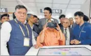  ??  ?? Chief minister Yogi Adityanath reviewing preparatio­ns for the UP Investors Summit at Indira Gandhi Pratishtha­n in Lucknow.