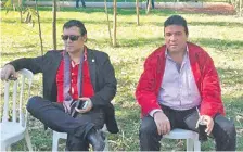  ??  ?? El destituido senador Víctor Bogado (i) y Miguel Ángel Carballo, en Yby Yaú. Fue en el 2013, año en que lo nombró su asesor.