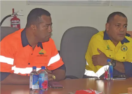  ?? ?? Minister for Mineral Resources, Filimoni Vosarogo, met with staff and management of Vatukoula Gold Mines Limited during his ministeria­l tour of the West.