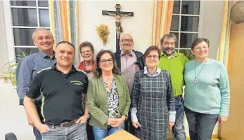  ?? FOTO: SABINE BINGEL - PRESSESPRE­CHERIN ?? Werner Leipert, Anita Gauggel, Klaus Gluitz, Anton Blau, Marianne Ahrens, Joachim Metzger, Sabine BIngel, Mechthild Schnitzer.