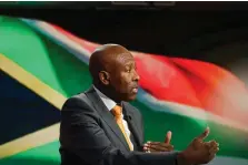  ??  ?? Lesetja Kganyago, governor of the South Africa Central Bank