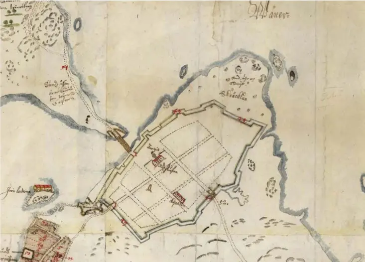  ??  ?? Kvarteren som är ordnade i rutmönster har funnits med ända sedan Vänersborg grundades 1644. Kartan från 1661 visar att det befästa Vänersborg var byggd på det sättet. Och så ser det fortfarand­e ut i centrum.