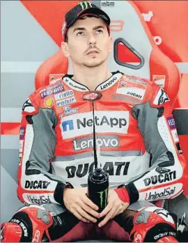  ?? KAI FÖRSTERLIN­G / EFE ?? Lorenzo partirá de la 13.ª posición en su última carrera con Ducati