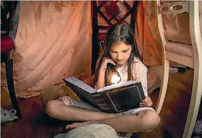  ?? 123RF ?? Building a fort under the dining table or behind the couch can be an enriching experience for kids.