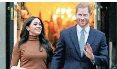  ?? FOTO: F. AUGSTEIN/DPA ?? Prinz Harry und Meghan im Januar 2020 in London.