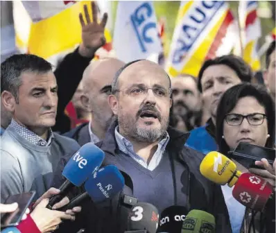  ?? David Zorrakino / Europa Press ?? Fernández, el 10 de noviembre, en un acto en Barcelona en apoyo de la Guardia Civil y la Policía Nacional.