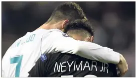  ?? (AFP) ?? Ronaldo et Neymar ne se retrouvero­nt pas mardi au Parc des Princes...