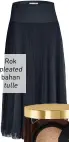  ??  ?? Rok pleated bahan tulle