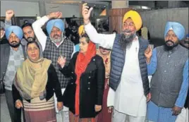  ?? RAVI KUMAR/HT ?? Aam Aadmi Party MLAs led by leader of opposition Harpal Singh Cheema walking out of the assembly on the second day of the budget session in Chandigarh on Wednesday.