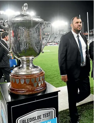  ?? ANDREW CORNAGA/PHOTOSPORT ?? Will Wallabies coach Michael Cheika get any closer to the elusive Bledisloe Cup in Sydney on Saturday night?