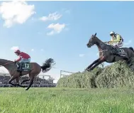  ??  ?? EL PAÍS ASIÁTICO autorizará las carreras de caballos, la lotería deportiva o las actividade­s náuticas.