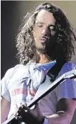  ?? Foto: AP ?? Chris Cornell Na festivalu Lollapaloo­za v roce 2010.