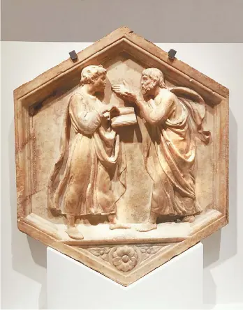  ?? GETTY IMAGES ?? Debates. Representa­ción de Platón y Aristótele­s discutiend­o en una baldosa, de Luca della Robbia.