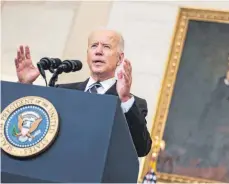  ?? FOTO: OLIVER CONTRERAS/IMAGO IMAGES ?? US-Präsident Joe Biden verhängt für viele Bürgerinne­n und Bürger eine Impfpflich­t.