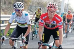  ??  ?? Alejandro Valverde y Primoz Roglic, en la Vuelta España de 2019.