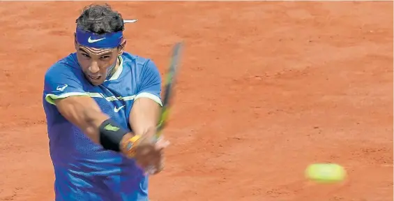  ?? EFE ?? Implacable. Nadal pareció invencible en Roland Garros. “Todo dependerá de mí, y si mi físico me acompaña podré ganar otros torneos”, explicó.