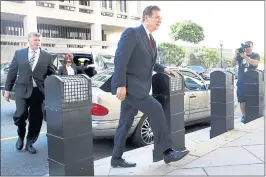  ?? JACQUELYN MARTIN — THE ASSOCIATED PRESS ?? Paul Manafort arrives at federal court Friday in Washington.